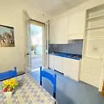 Apartment Baia Beverly 1-2