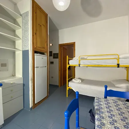 Baia Beverly 1-2 Apartman