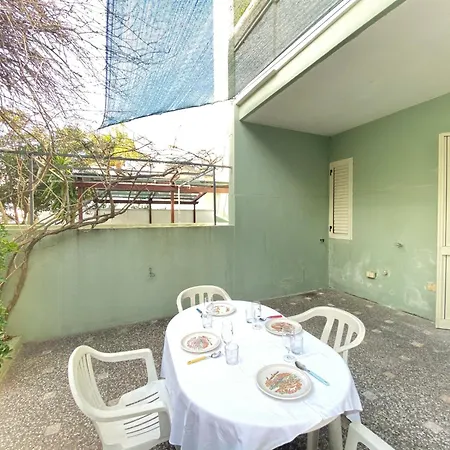 Baia Beverly 1-2 * Gallipoli