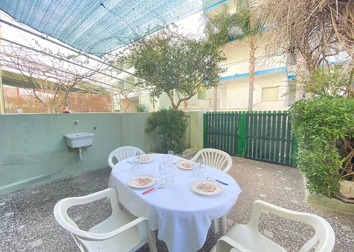 Baia Beverly 1-2 * Gallipoli