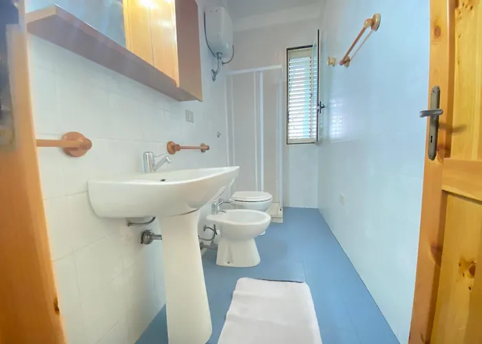 Baia Beverly 1-2 * Gallipoli