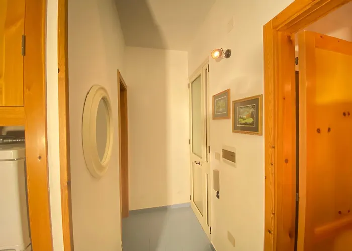 Διαμέρισμα Baia Beverly 1-2 *