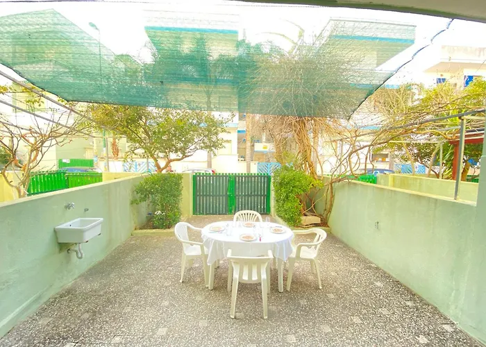 Baia Beverly 1-2 * Gallipoli