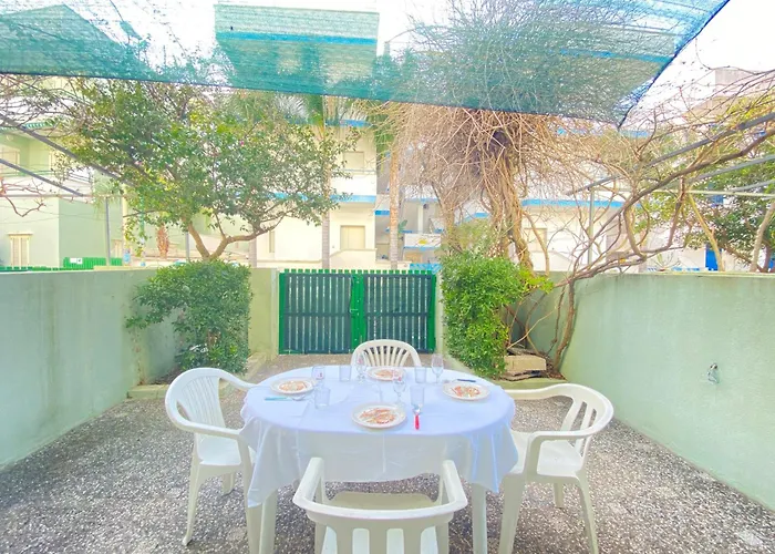 Baia Beverly 1-2 Διαμέρισμα *