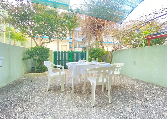 Baia Beverly 1-2 Gallipoli